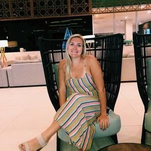 Meet your Posher, Anna